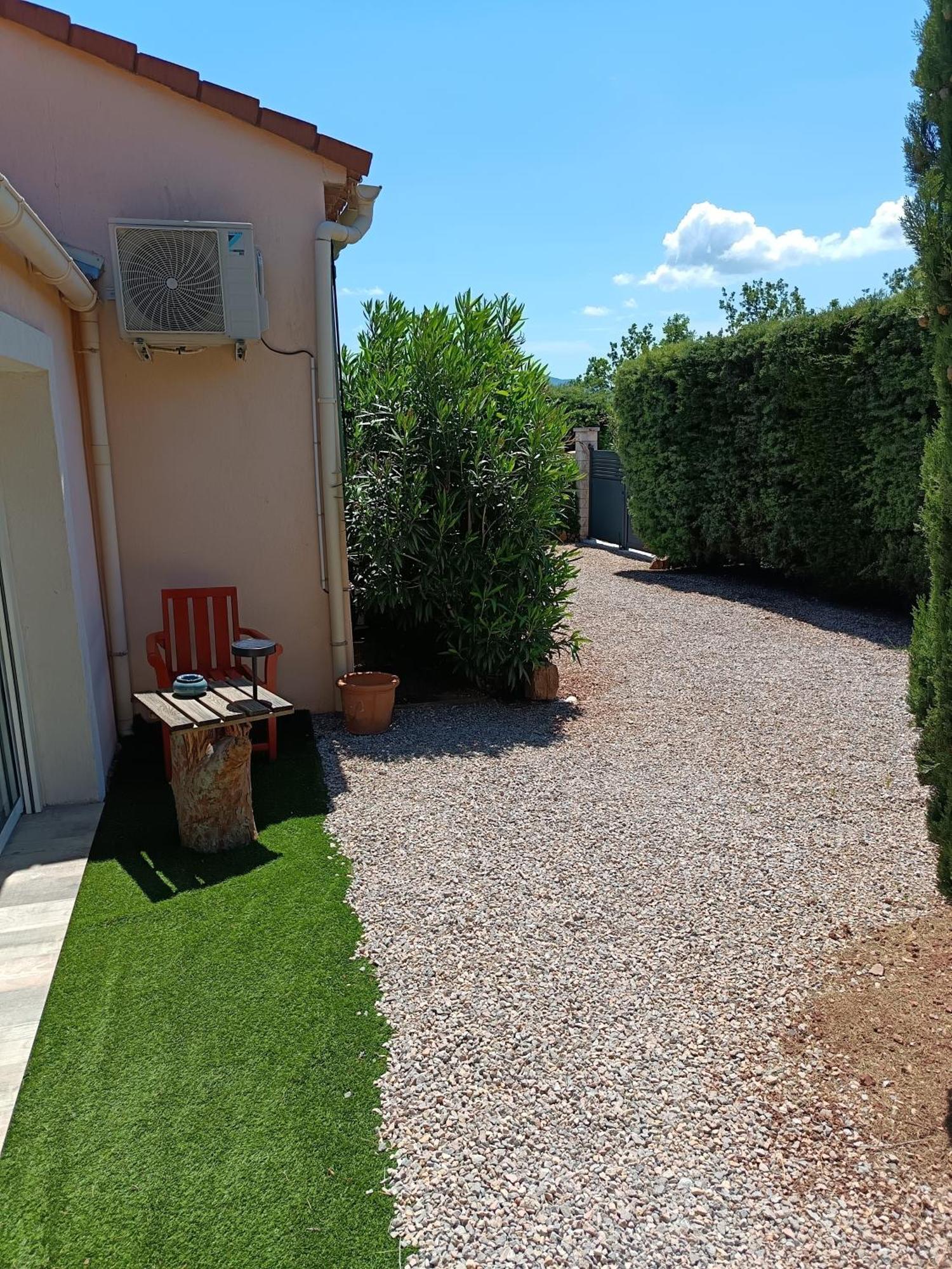 Chambre Le Luc En Provence Buitenkant foto